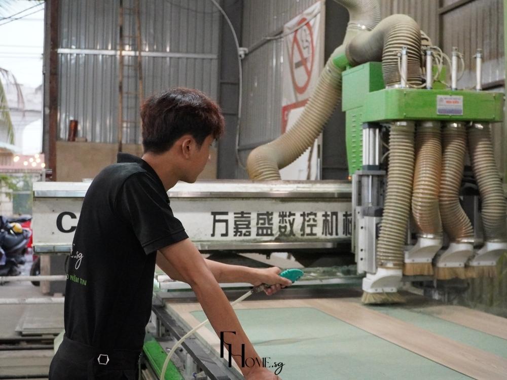 Đội thợ FHome.sg xử lý sự cố nhỏ nhanh chóng, đảm bảo chất lượng sử dụng lâu dài cho gia chủ