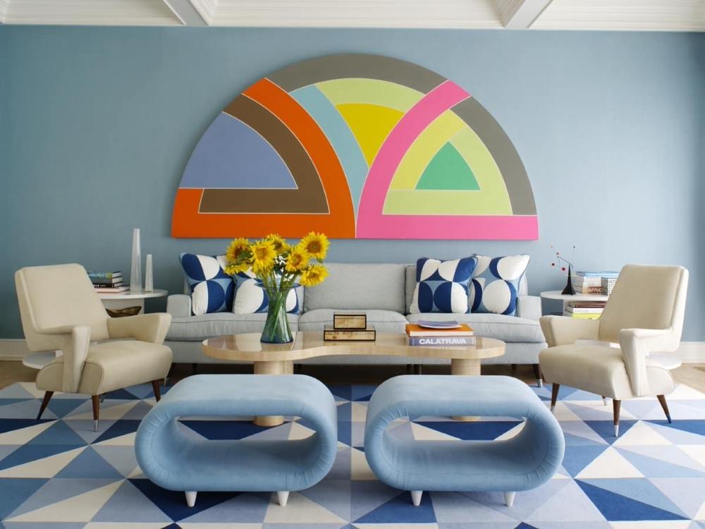 Không gian nội thất phong cách Colour Block với khối màu tương phản mạnh, phân tách khu vực rõ ràng