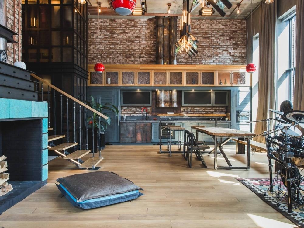 Phòng bếp Steampunk kết hợp vật liệu kim loại, ống dẫn và nội thất cổ điển, mang vẻ ấn tượng, đặc thù nhưng rất choáng ngợp