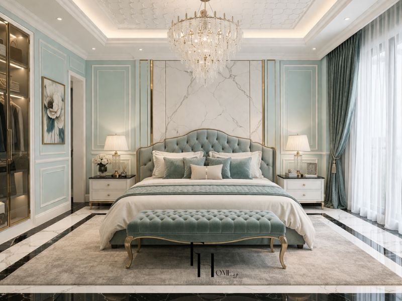 Phòng ngủ 70m2 phong cách Tân cổ điển đầu giường marble viền vàng, giường nhung xanh tufted, đèn chùm pha lê