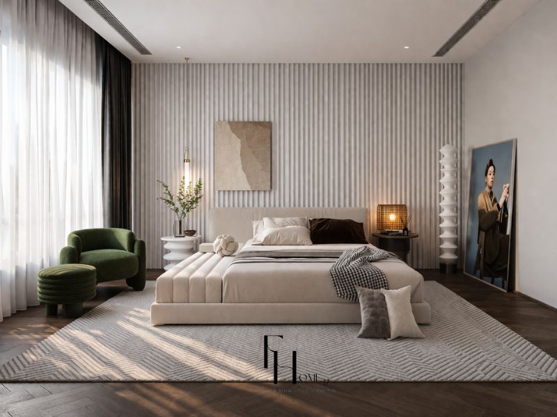 Phòng ngủ chính chung cư 100m2 phong cách wabi sabi giường vải be chần dọc tường lam trắng xám armchair xanh rêu đèn thả đồng thau và đèn bàn mây đan