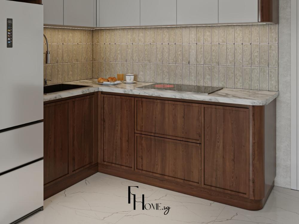 Thiết kế phòng bếp với bố cục chữ L gọn gàng, tủ bếp kịch trần và gam màu sáng giúp không gian thông thoáng hơn.