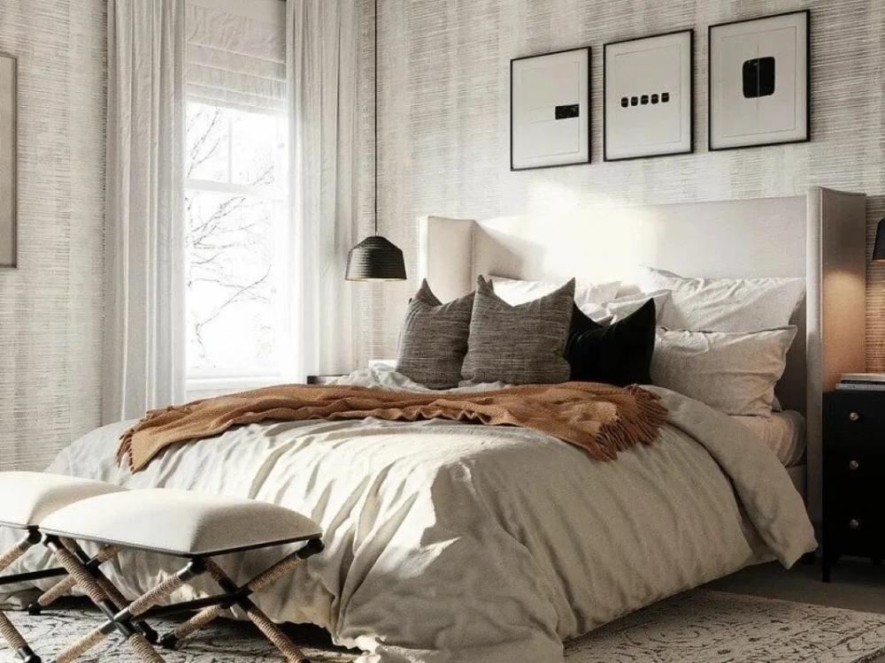 Thiết kế phòng ngủ nhà phố 1 tầng với tông xám be nhẹ, giường gọn gàng và cửa sổ lớn đón ánh sáng tự nhiên