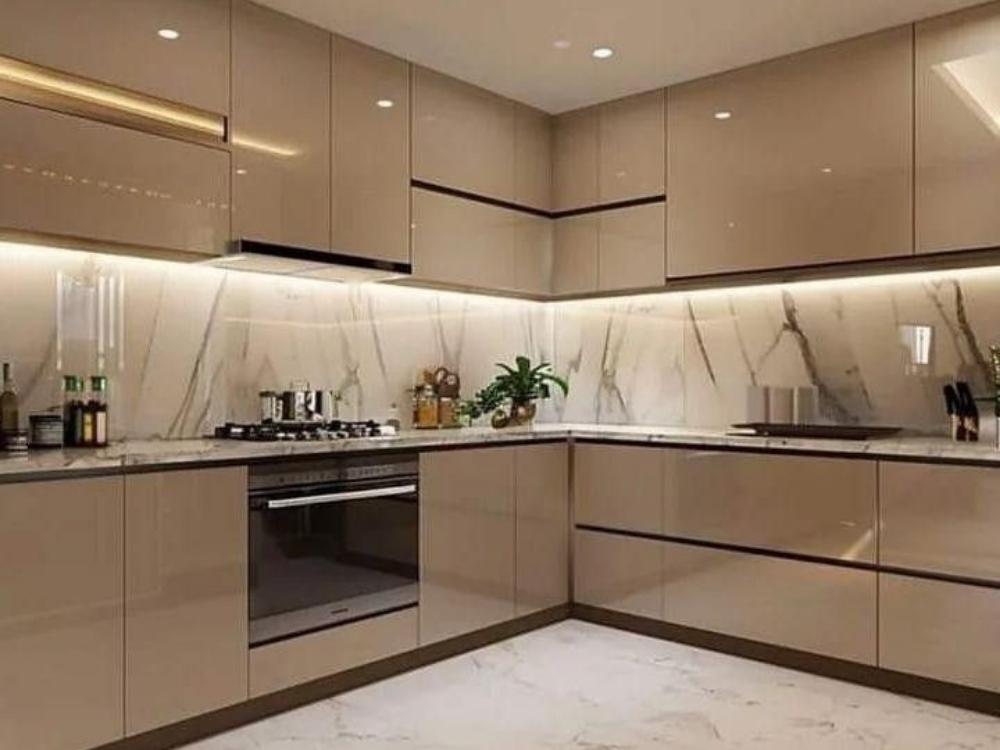 Tủ bếp chung cư hiện đại – Sang trọng, tiện nghi và bền đẹp với chất liệu acrylic bóng gương.