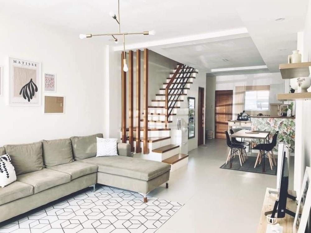 Phòng khách nhà phố đẹp với không gian liên thông và nội thất thông minh tạo cảm giác rộng rãi