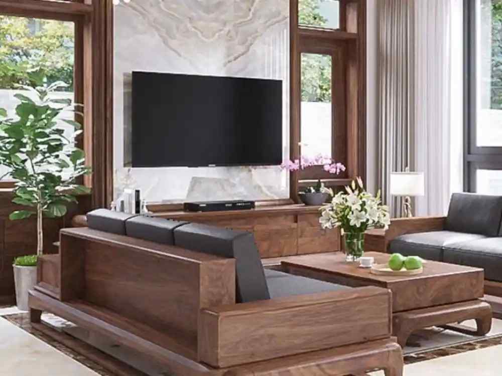 Phòng khách nhà phố tông gỗ óc chó tự nhiên, sofa da nâu trầm và bàn trà vuông hiện đại