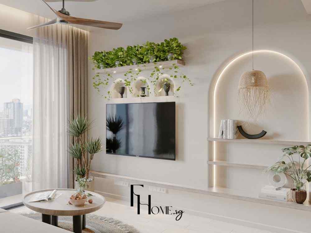 Phòng khách tông be sáng với kệ trang trí bo cong, cây xanh treo
