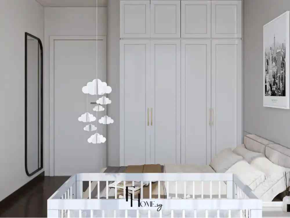 Phòng ngủ căn hộ 55m², với tông màu trắng, giường đôi bọc nệm màu kem, tủ áo cao và cũi dành cho em bé