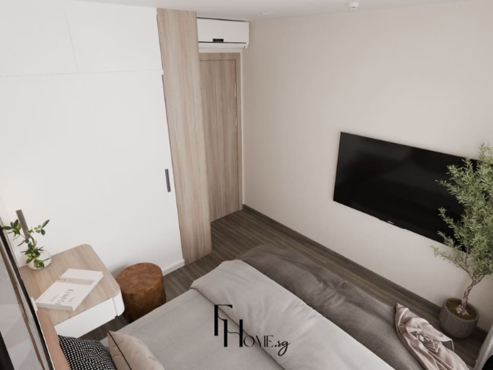 Phòng ngủ chung cư 50m2 với tivi đen treo tường, sàn gỗ nâu đậm, nội thất trắng – gỗ sáng, thêm cây xanh