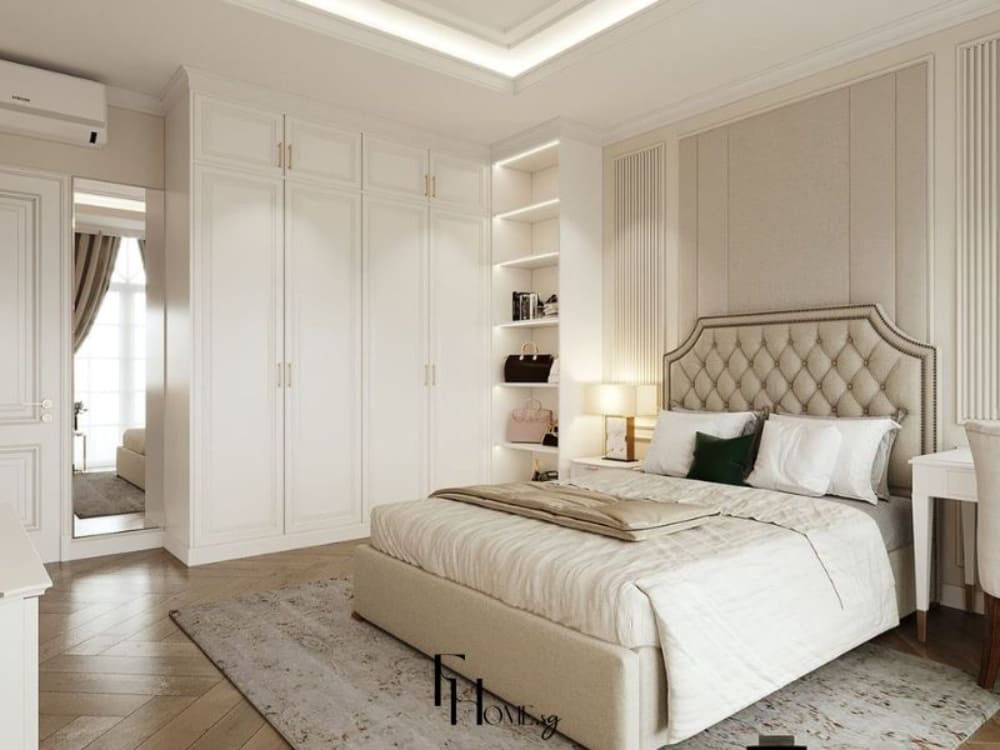 Phòng ngủ phong cách tân cổ điển với tông màu kem trang nhã, giường bọc nệm đầu giường chần nút tinh xảo