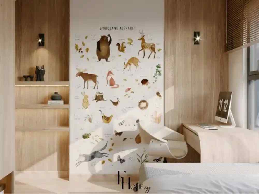 Phòng ngủ trẻ em phong cách Nhật Bản với bàn học gỗ cong, ghế sáng màu, tường trang trí hình động vật