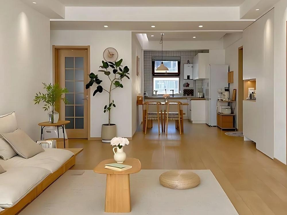 Phòng bếp chung cư 85m2 liên thông phòng bếp với tông màu trắng thanh lịch