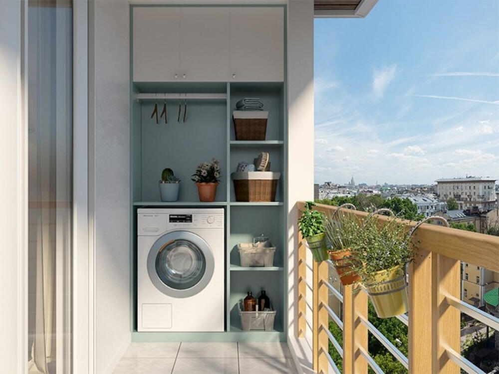 Ban công gọn gàng với giàn phơi thông minh tiết kiệm diện tích
