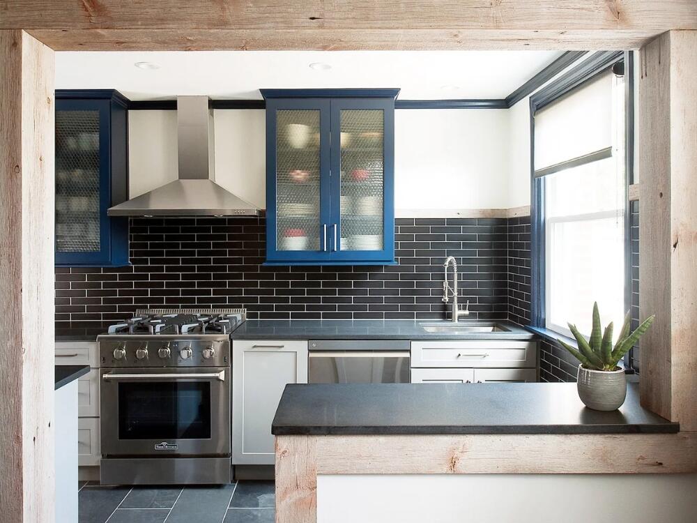 Không gian bếp vintage nhẹ nhàng lãng mạn gợi cảm hứng nấu nướng