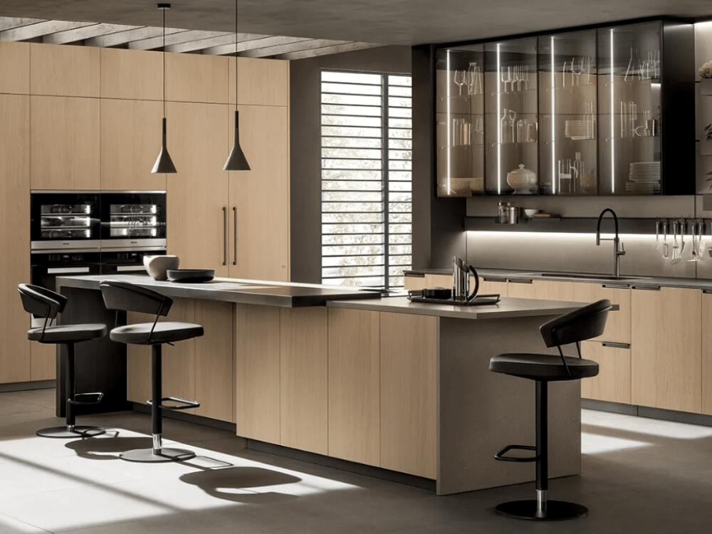 Phòng bếp Đương đại tinh tế với bề mặt kính và đá phẳng nhẵn mang lại cảm giác hiện đại sang trọng