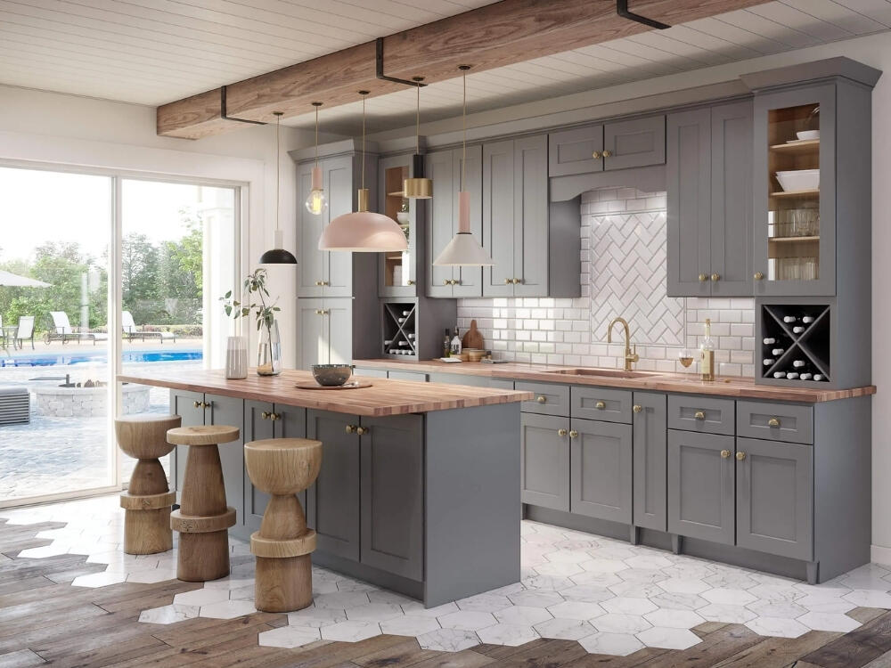 Phòng bếp hiện đại với thiết kế gọn gàng chú trọng công năng và tính tiện dụng trong từng chi tiết