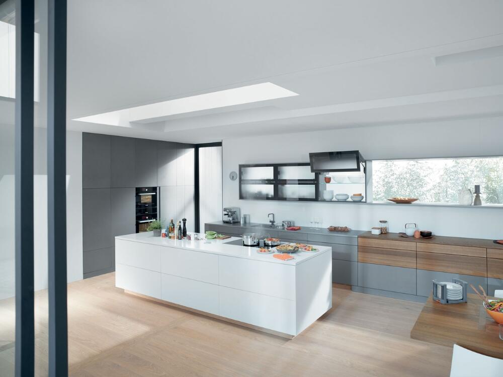 Phòng bếp nhẹ nhàng với thiết kế tinh giản chú trọng công năng và sự tiện nghi tự nhiên