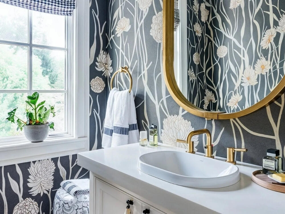 Phòng tắm Đương đại sạch sẽ tinh giản mang lại cảm giác thư giãn sang trọng như spa tại gia