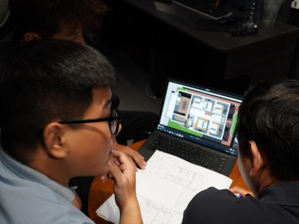 Showroom vận hành an tâm khi vật liệu đúng cam kết và có chính sách bảo hành rõ ràng