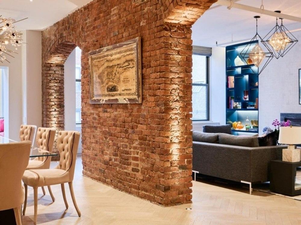 Tường có ô thoáng trang trí mang lại sự thoáng nhẹ nhưng vẫn riêng tư