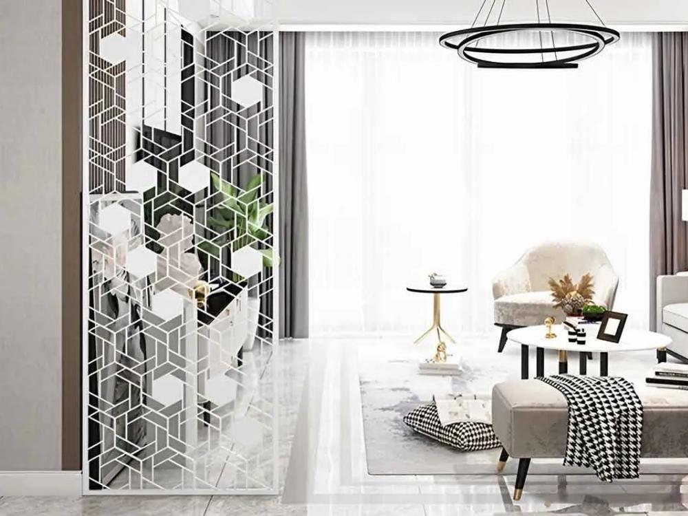 Vách ngăn nhẹ nhàng với gam trắng xám mang đúng tinh thần less is more