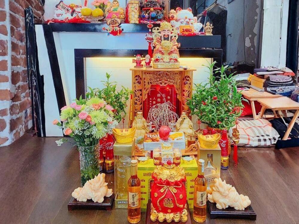 Kích thước từ 30x40x48cm đến 81x81x108cm, Thần Tài đặt phòng khách/cửa hàng, Ông Táo đặt bếp