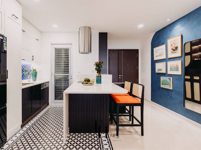 Thiết kế nội thất phòng bếp căn hộ chung cư 90m2 phong cách Indochine