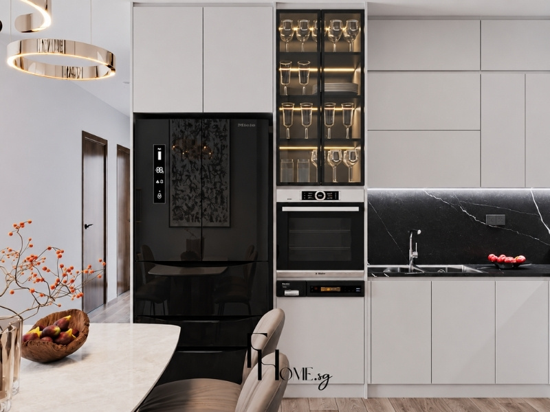 Thiết kế tủ bếp kịch trần tích hợp tủ rượu cánh kính và khoang tủ lạnh gọn gàng