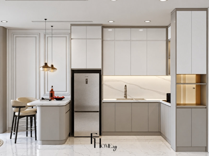 Phòng bếp căn hộ 45m2 với tủ bếp chữ L, bàn đảo nhỏ, tủ kịch trần và đèn thả